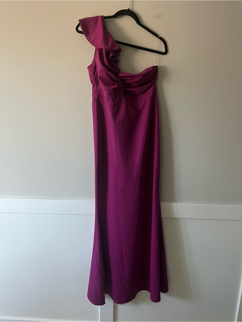 Faeriesty Magenta One Shoulder Ruffle Maxi Gown Size Large Formal Evening